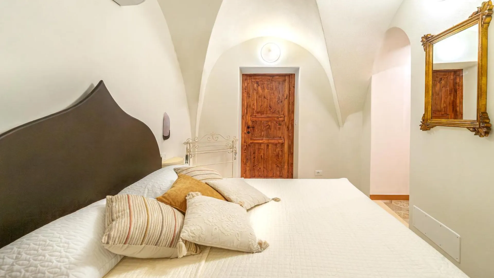Apartment A Ca Di Matetti - Ristrutturato A Nuovo Nel 2025 ,Esclusivo Nel Borgo Saraceno A Due Passi Dal Mare